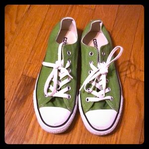 Bright Green Lo top Chuck Taylor Converse